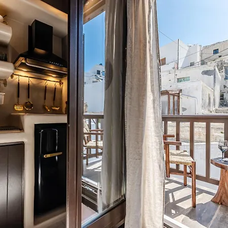 Domus Castrum Apartment *