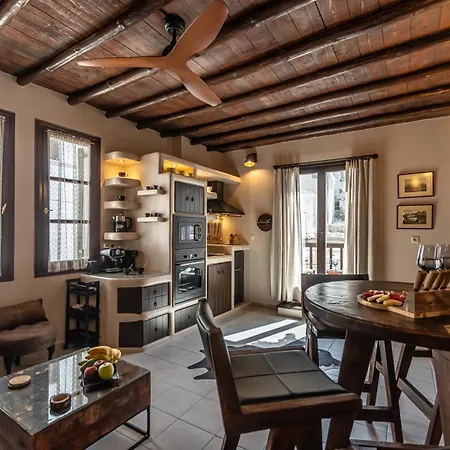 Domus Castrum Apartment