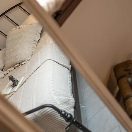 Domus Castrum Apartment *