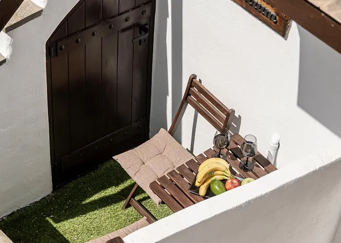 Daire Domus Castrum Naxos City