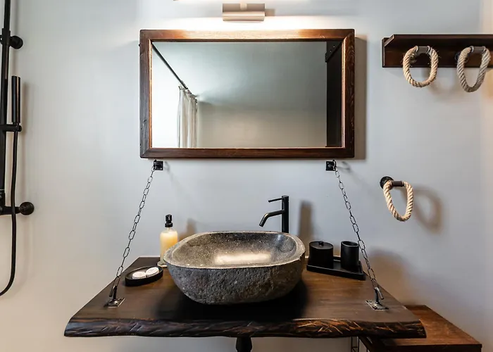 Daire Domus Castrum *