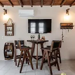 Domus Castrum Apartment