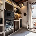 Domus Castrum Apartment