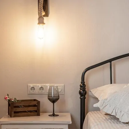 Domus Castrum Апартаменты Naxos City