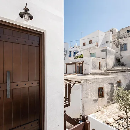 Апартаменты Domus Castrum Naxos City