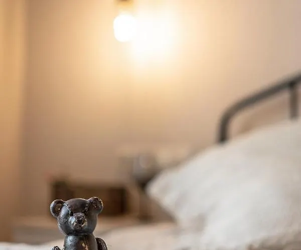 Domus Castrum Apartment